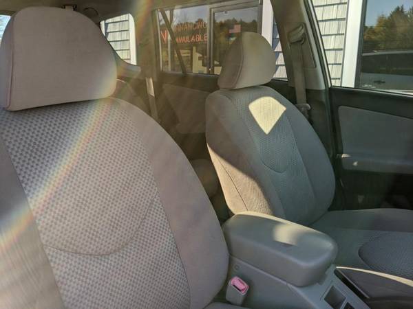 Wow! A 2006 Toyota RAV4 with 138,276 Miles-Hartford - cars & trucks... for sale in Thomaston, CT – photo 13