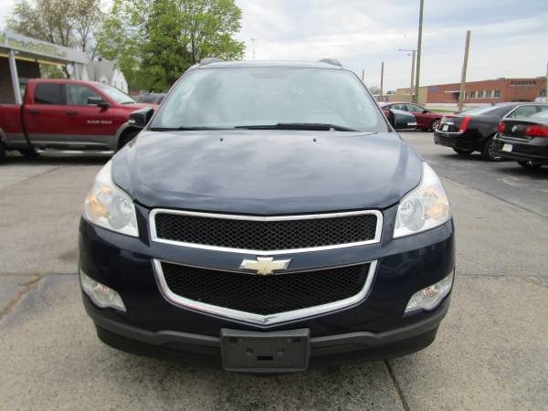 2009 CHEVROLET TRAVERSE LT for sale in Toledo, OH – photo 2