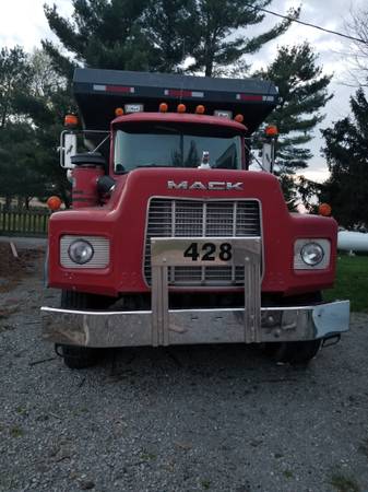 1997 Mack RB Tri-Axle Dump Truck for sale in Kalida, OH – photo 3