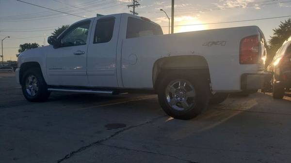 2011 Chevrolet Silverado 1500 Extended Cab ***Special Holiday... for sale in Madison, WI – photo 14