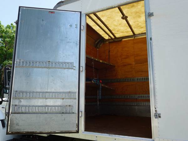 2012 International 4300 20 Box Truck w/Liftgate - cars & for sale in Bradenton, FL – photo 21