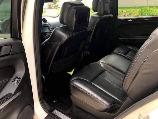 2008 Mercedes Benz GL550 -- ONLY One Owner **LOADED With EVERYTHING ** for sale in Madison, WI – photo 18