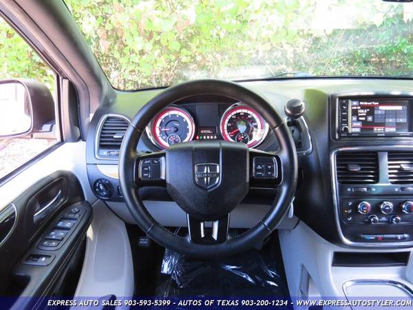 *2017 DODGE GRAND CARAVAN SXT* 1 OWNER/3RD ROW LEATHER/MUCH MORE!!! for sale in Tyler, TX – photo 19