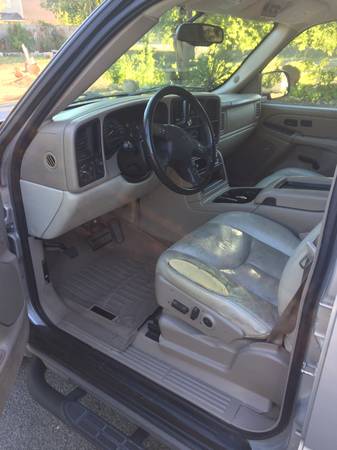 2005 Chevy Suburban Z71 for sale in Austin, TX – photo 11