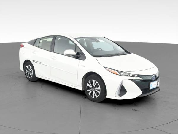 2018 Toyota Prius Prime Plus Hatchback 4D hatchback White - FINANCE... for sale in Oakland, CA – photo 15