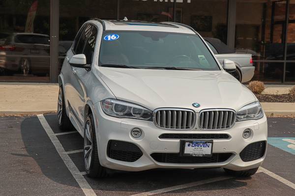 2016 *BMW* *X5* *xDrive50i* Mineral White Metallic for sale in Oak Forest, IL – photo 10