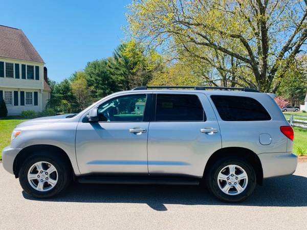 2012 Toyota Sequoia SR5 4X4 Leather Interior, Moon Roof - cars & for sale in Kingston, MA – photo 2