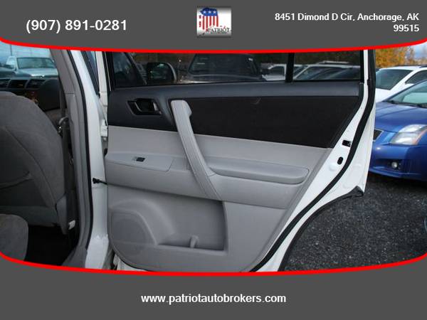 2012 / Toyota / Highlander / AWD - PATRIOT AUTO BROKERS - cars &... for sale in Anchorage, AK – photo 13