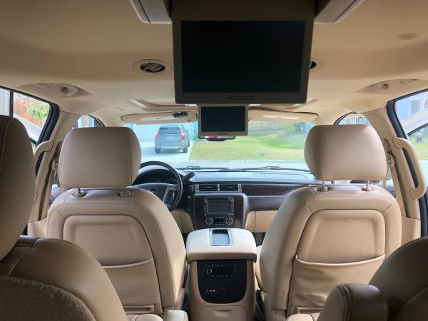 2014 Yukon xl Denali - cars & trucks - by owner - vehicle automotive... for sale in Wilmington, NC – photo 3
