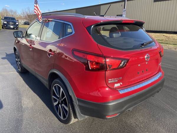 2018 Nissan Rogue Sport S - - by dealer - vehicle for sale in Keene, NH – photo 8