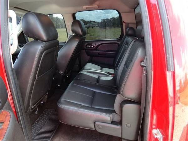 2014 GMC SIERRA 2500 SLT, Red APPLY ONLINE-> BROOKBANKAUTO.COM!! for sale in Summerfield, SC – photo 4
