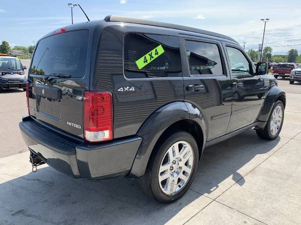 2010 Dodge Nitro 4WD 4dr SE - cars & trucks - by dealer - vehicle... for sale in Chesaning, MI – photo 22