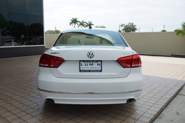 2015 VW Volkswagen Passat 3.6L V6 SEL Premium sedan Candy White for sale in New Smyrna Beach, FL – photo 9