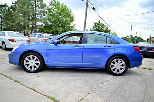 2007 Chrysler Sebring Sedan with Front height adjustable shoulder for sale in Fuquay-Varina, NC – photo 8