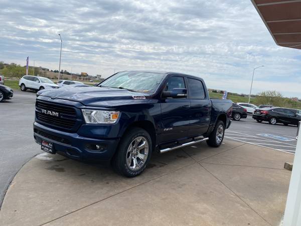 2019 RAM 1500 Big Horn/Lone Star 4x4 Crew Cab 57 Box for sale in Dodgeville, WI – photo 8