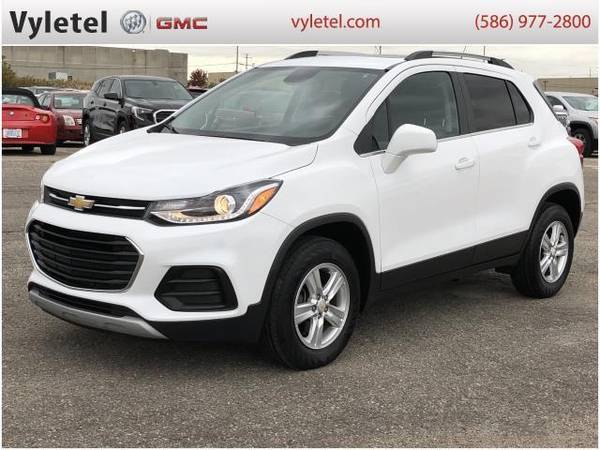 2017 Chevrolet TRAX wagon AWD 4dr LT - Chevrolet Summit White - cars... for sale in Sterling Heights, MI – photo 5