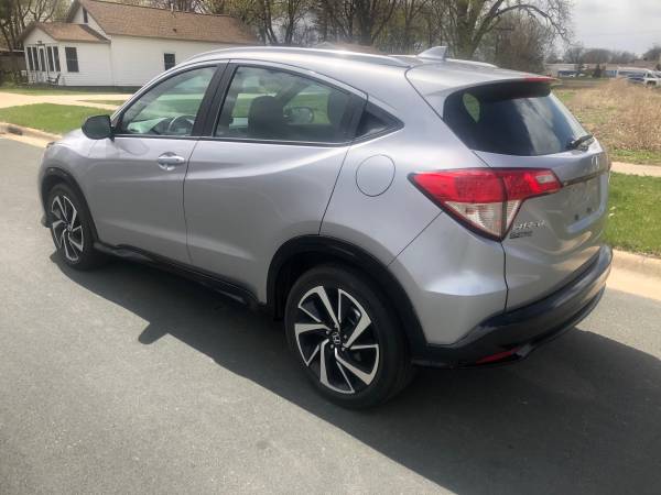 2019 Honda HR-V SPORT - - by dealer - vehicle for sale in Farmington, MN – photo 7
