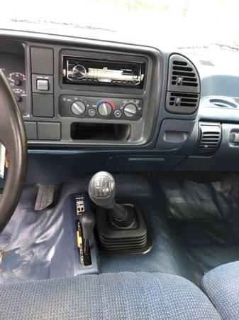 1995 GMC SIERRA 2500 SL 4WD ford chevrolet toyota tacoma tundra -... for sale in Milwaukie, OR – photo 20
