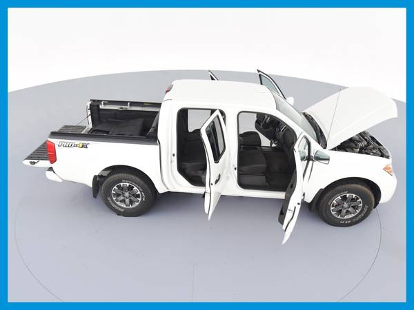 2018 Nissan Frontier Crew Cab PRO-4X Pickup 4D 5 ft pickup White for sale in Hugo, MN – photo 20
