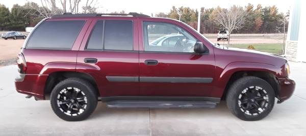 2005 Chevy Trailblazer - cars & trucks - by dealer - vehicle... for sale in Plover, WI – photo 6