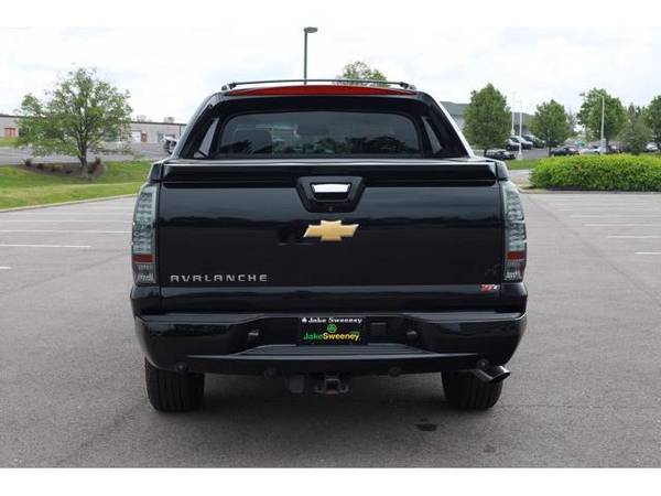 2013 Chevrolet Avalanche LT - truck - - by dealer for sale in Cincinnati, OH – photo 6