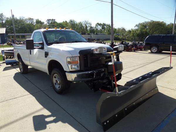 2009 Ford F250 Super Duty Regular Cab XL Pickup 2D 8ft! for sale in DeSoto, ND – photo 4