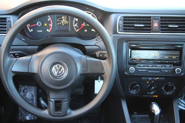 2014 Volkswagen Jetta Sedan Great Deal! - cars & trucks - by dealer... for sale in Monterey, CA – photo 16