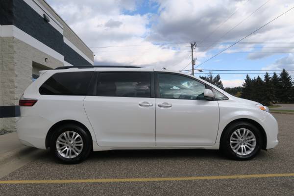 2017 Toyota Sienna XLE **One Owner, 8 Passenger, Navigation** - cars... for sale in Andover, MN – photo 7
