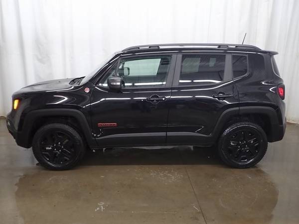 2018 Jeep Renegade Trailhawk for sale in Perham, ND – photo 13