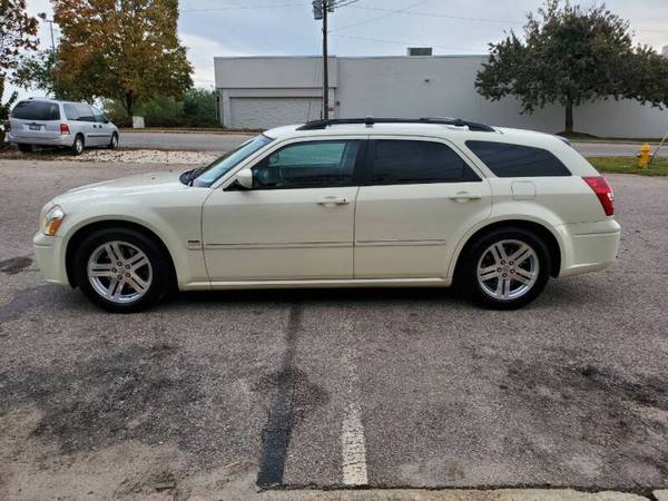 2005 Dodge Magnum R/T 348,862 Miles White - cars & trucks - by... for sale in Raleigh, NC – photo 6
