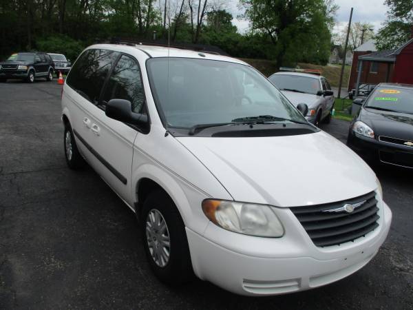 2006 CHRYSLER TOWN & COUNTRY 120K MILES - - by dealer for sale in Middletown, OH – photo 2
