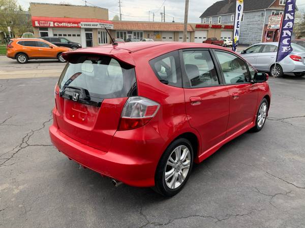 2011 Honda Fit Sport 5-Speed AT - - by dealer for sale in North Tonawanda, NY – photo 5