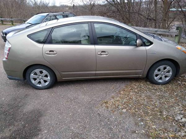 2007 Toyota Prius W/115k - cars & trucks - by owner - vehicle... for sale in Burlington, VT – photo 4