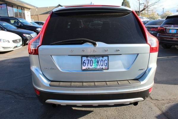 2013 Volvo XC60 3 2 Premier Sport Utility 4D w/48K AWD SUPER NICE for sale in Bend, OR – photo 4