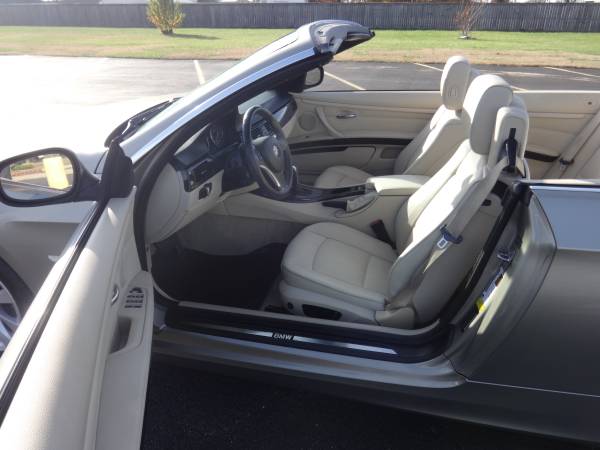 2011 BMW 328I CONVERTABLE POWER HARD TOP * 56000 MILE*ONE OWNER -... for sale in Springdale, AR – photo 17