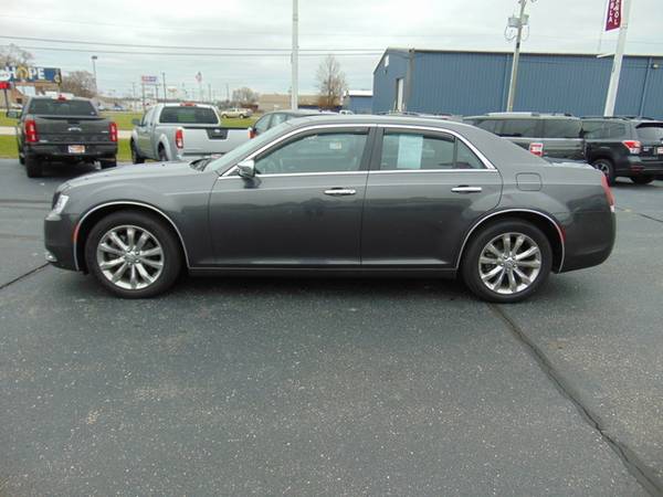 2018 Chrysler 300 Limited - - by dealer - vehicle for sale in Elkhart, IN – photo 2