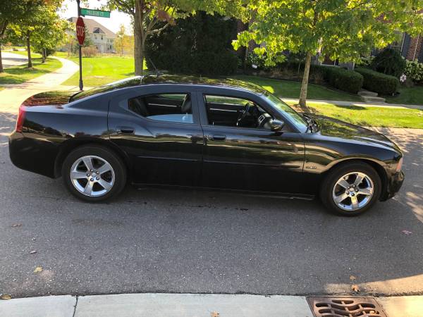 Beautiful 2008 Dodge Charger RT (muscle car) with low miles for sale in Canton, MI – photo 5