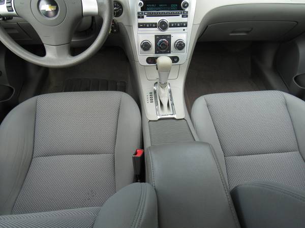 2011 Chevrolet Malibu LS Excellent Used Car For Sale for sale in Sheboygan Falls, WI – photo 11