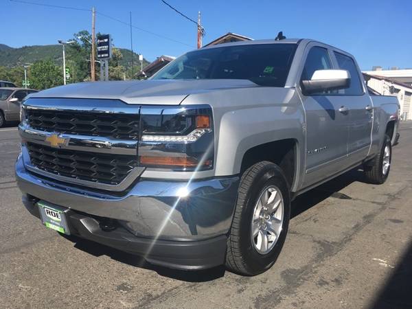 2017 Chevrolet Silverado 1500 LT WITH REMOTE LOCKING TAILGATE #52801 for sale in Grants Pass, OR – photo 4