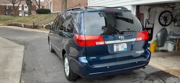 2005 Toyota Sienna XLE Limited AWD - cars & trucks - by owner -... for sale in Madison, WI – photo 3