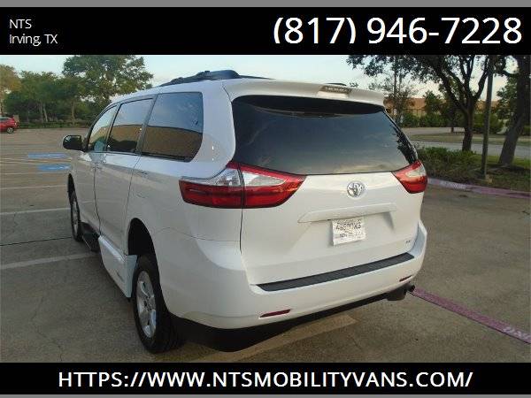 2017 TOYOTA SIENNA MOBILITY HANDICAPPED WHEELCHAIR POWER RAMP VAN for sale in Irving, AR – photo 7
