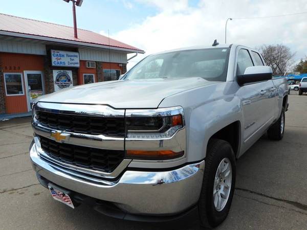 ★★★ 2018 Chevy Silverado LT 4x4 / $2900 DOWN! ★★★ for sale in Grand Forks, ND – photo 2