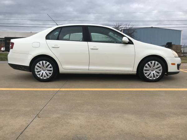 2008 VOLKSWAGEN JETTA S*CARFAX CERTIFIED*NICE VEHICLE*NO ACCIDENT* -... for sale in Tulsa, OK – photo 2