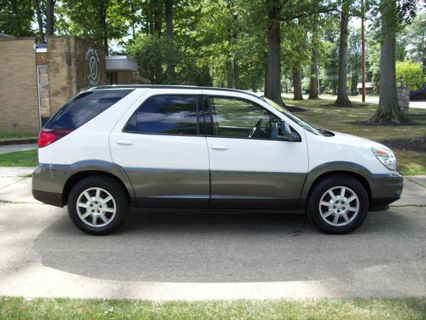 2005 Buick Rendezvous for sale in Willoughby, OH – photo 2