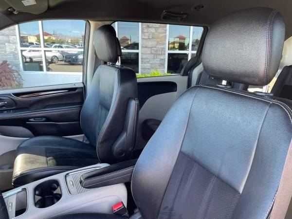 2018 Dodge Grand Caravan - - by dealer - vehicle for sale in Grand Junction, CO – photo 16