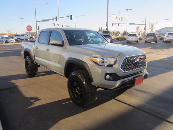 2018 Toyota Tacoma TRD Off Road 4WD - cars & trucks - by dealer -... for sale in Boise, ID – photo 3