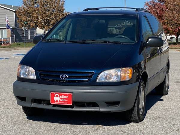 2001 Toyota Sienna LE - cars & trucks - by dealer - vehicle... for sale in Council Bluffs, NE – photo 3