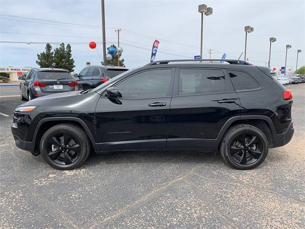 2018 Jeep Cherokee Latitude suv - - by dealer for sale in El Paso, TX – photo 4