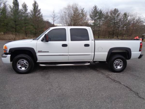 2007 GMC Sierra 2500HD Crew Cab Short Bed, 1 Owner, No Rust for sale in Waynesboro, PA – photo 3