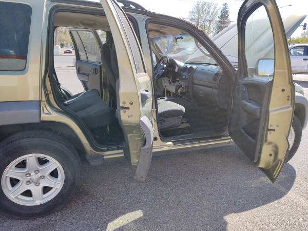 2003 JEEP LIBERTY THIS IS A FLAT TOWABLE - - by dealer for sale in Kennewick, WA – photo 20